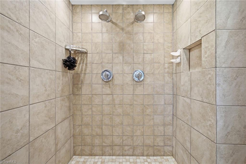 5406 Reidsville Road Walkertown, NC 27284 - Photo 14 of 23