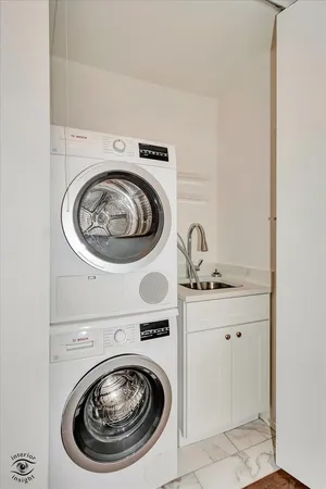 $3,750 | 200 East Delaware Place, Unit 26E, Chicago, IL 60611