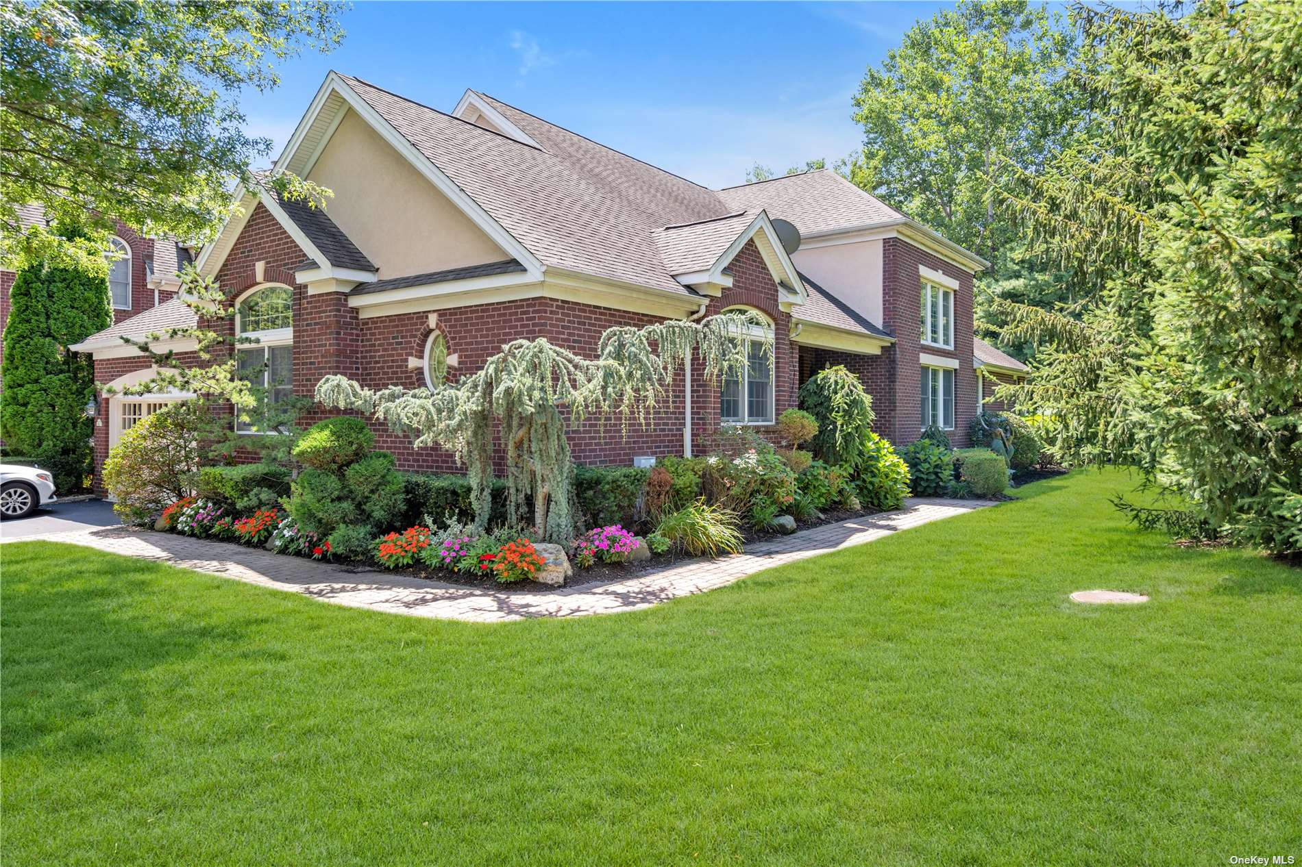 43 Kensington Circle, Unit 43, Manhasset, NY 11030 Compass