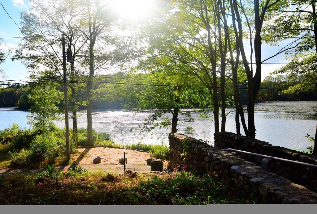 89 Lakeview Avenue Bellingham, MA 02019 - Photo 27 of 30