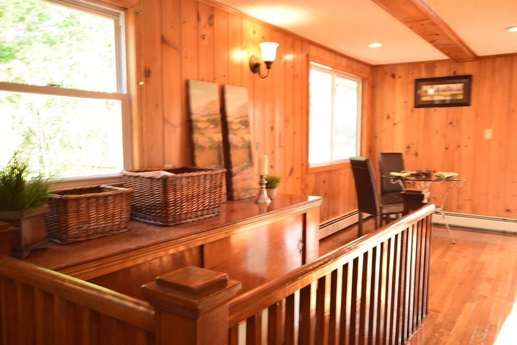 89 Lakeview Avenue Bellingham, MA 02019 - Photo 6 of 30