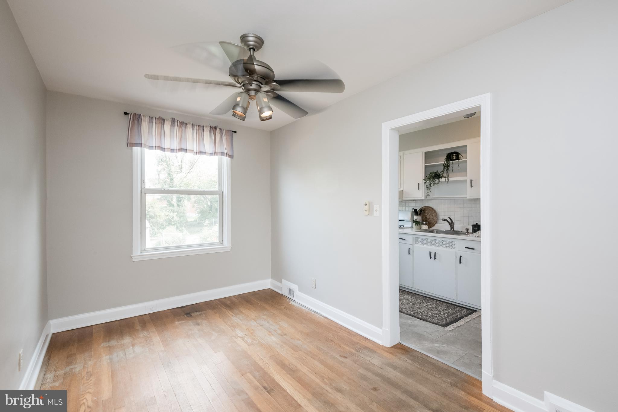 8429 Water Oak Road Baltimore, MD 21234 - Photo 13 of 36