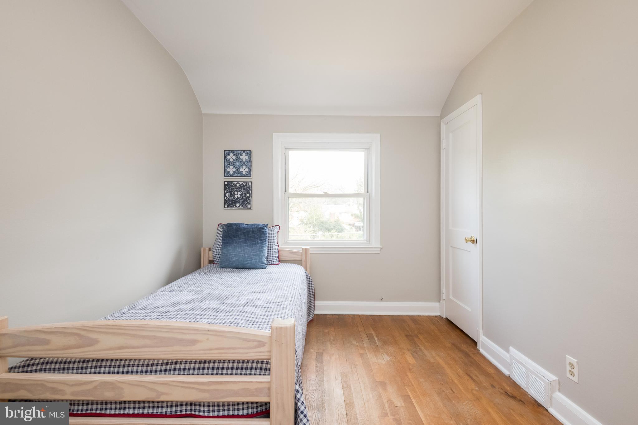 8429 Water Oak Road Baltimore, MD 21234 - Photo 25 of 36