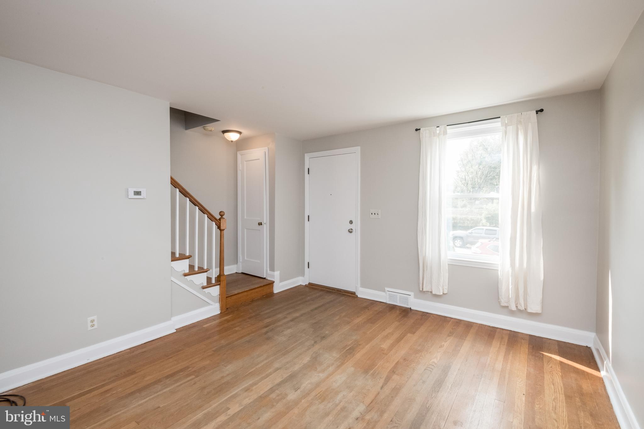 8429 Water Oak Road Baltimore, MD 21234 - Photo 6 of 36