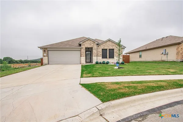 $1,800 | 5207 Karen Grn Drive, Killeen, TX 76549