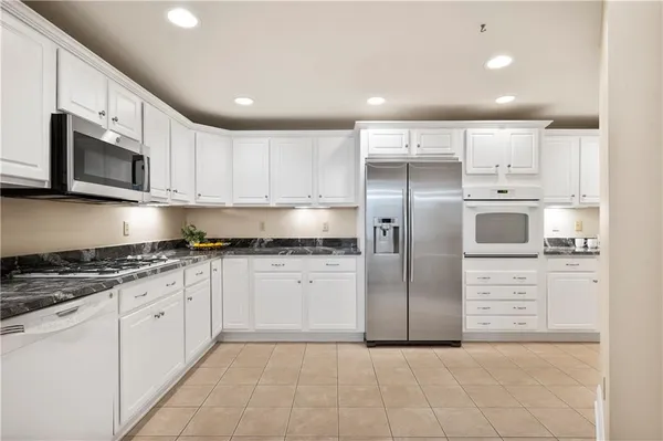 $450,000 | 7016 Berringer Court, Coraopolis, PA 15108