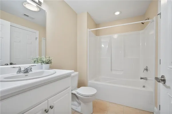 $450,000 | 7016 Berringer Court, Coraopolis, PA 15108