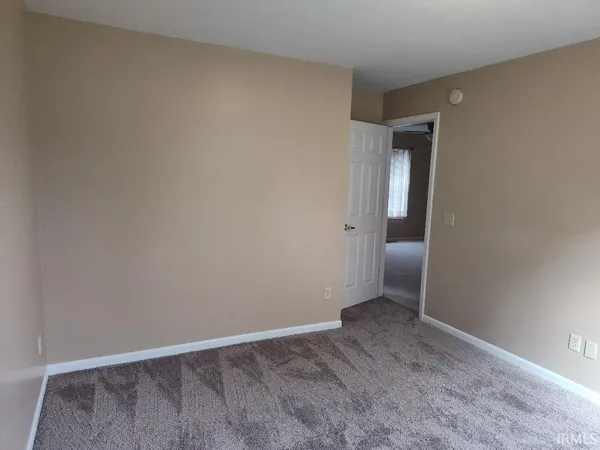 $1,995 | 9509 Hidden Village Place, Fort Wayne, IN 46835