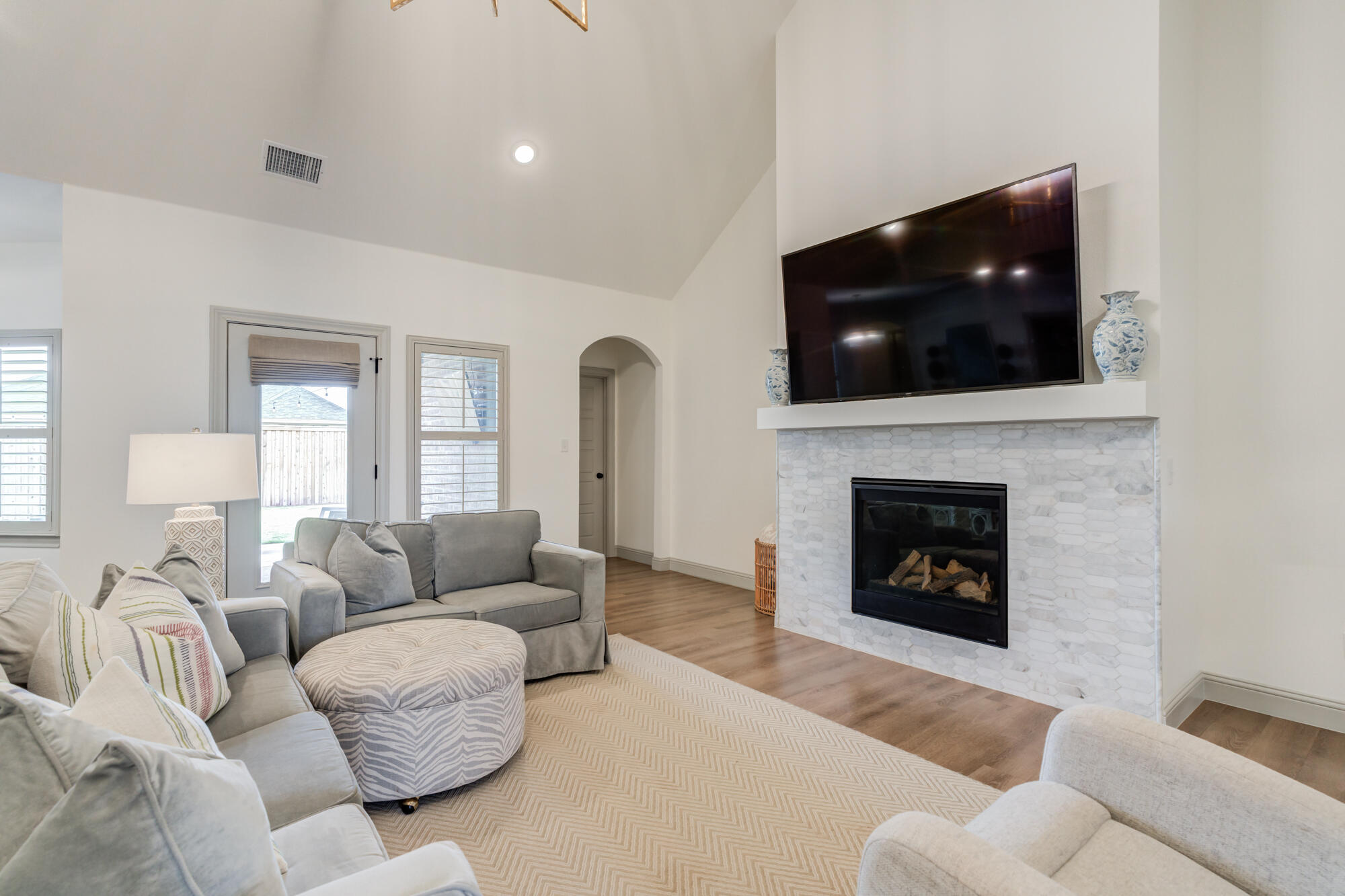 5707 117th Street Lubbock, TX 79424 - Photo 14 of 67 5707-117th-St_Lubbock-TX_11_Living-Room