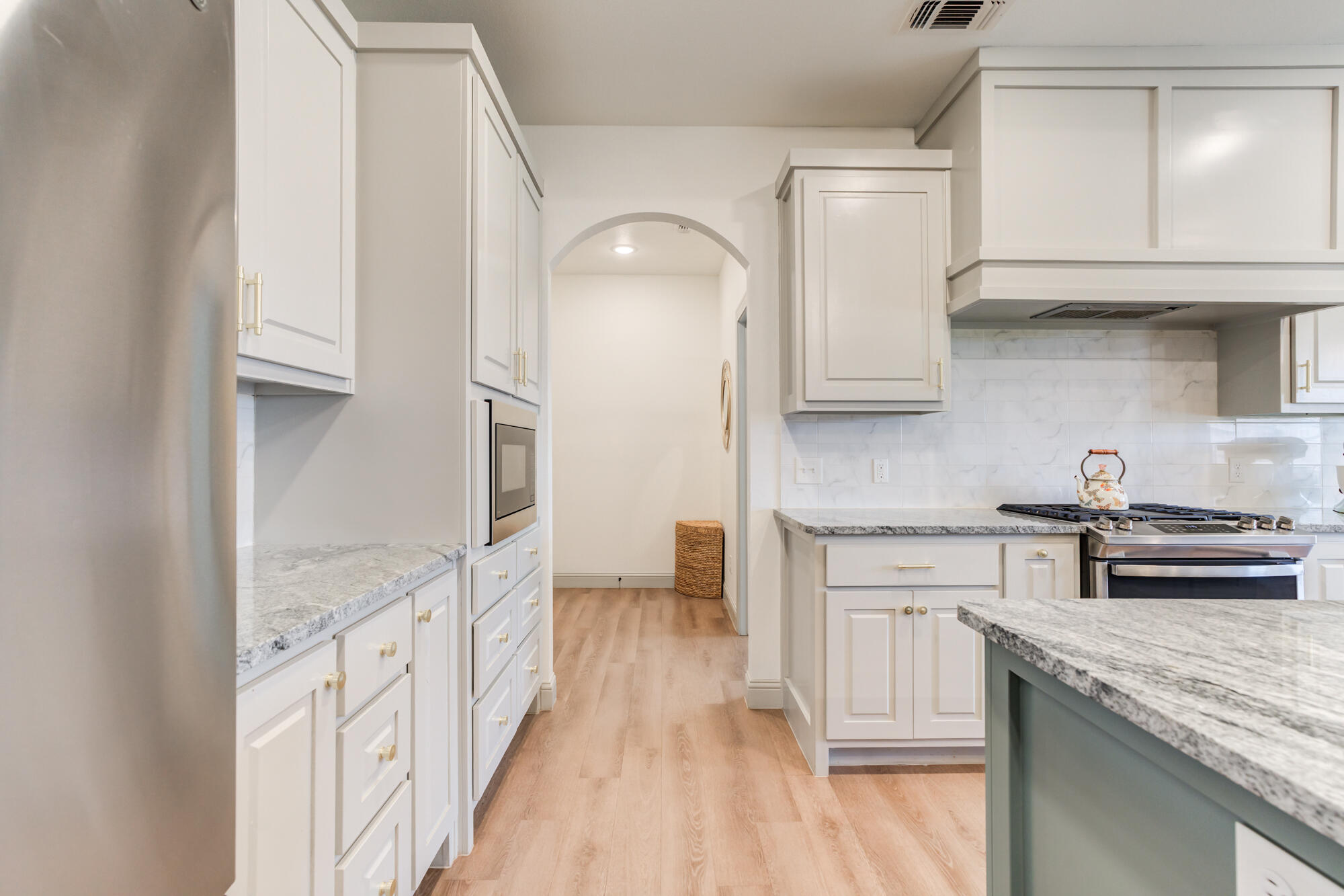 5707 117th Street Lubbock, TX 79424 - Photo 25 of 67 5707-117th-St_Lubbock-TX_21_Kitchen