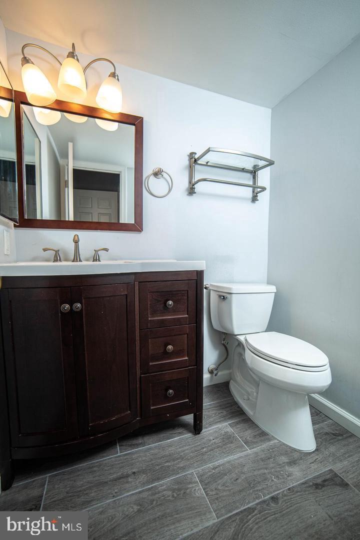 7630 Provincial Drive, Unit 208 McLean, VA 22102 - Photo 13 of 34