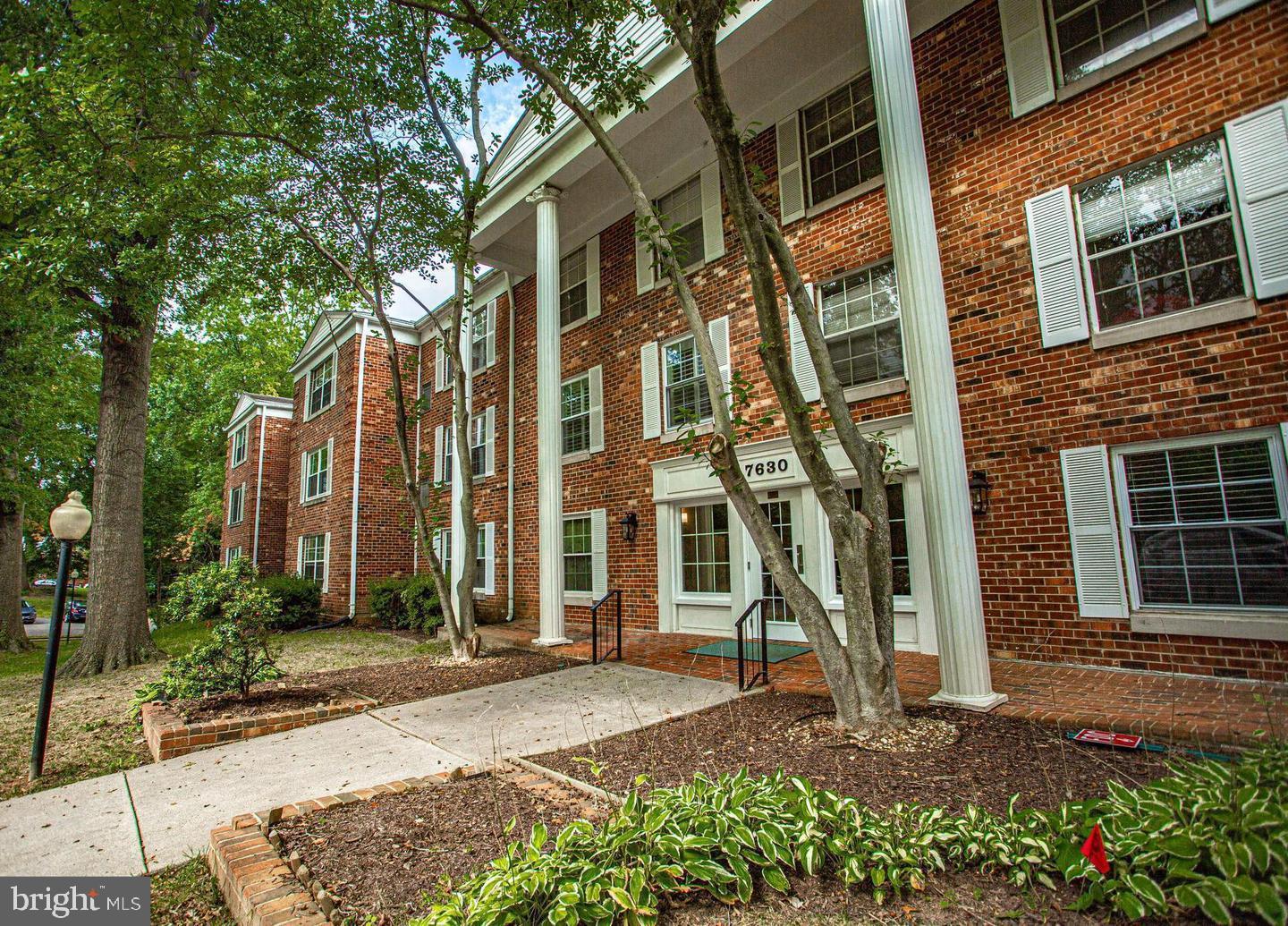 7630 Provincial Drive, Unit 208 McLean, VA 22102 - Photo 2 of 34