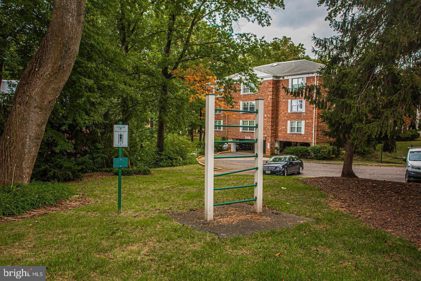 7630 Provincial Drive, Unit 208 McLean, VA 22102 - Photo 30 of 34