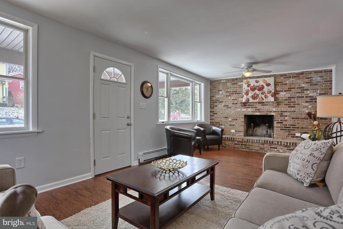 351 Rexmont Road Lebanon, PA 17042 - Photo 5 of 30 Gallery Image 5