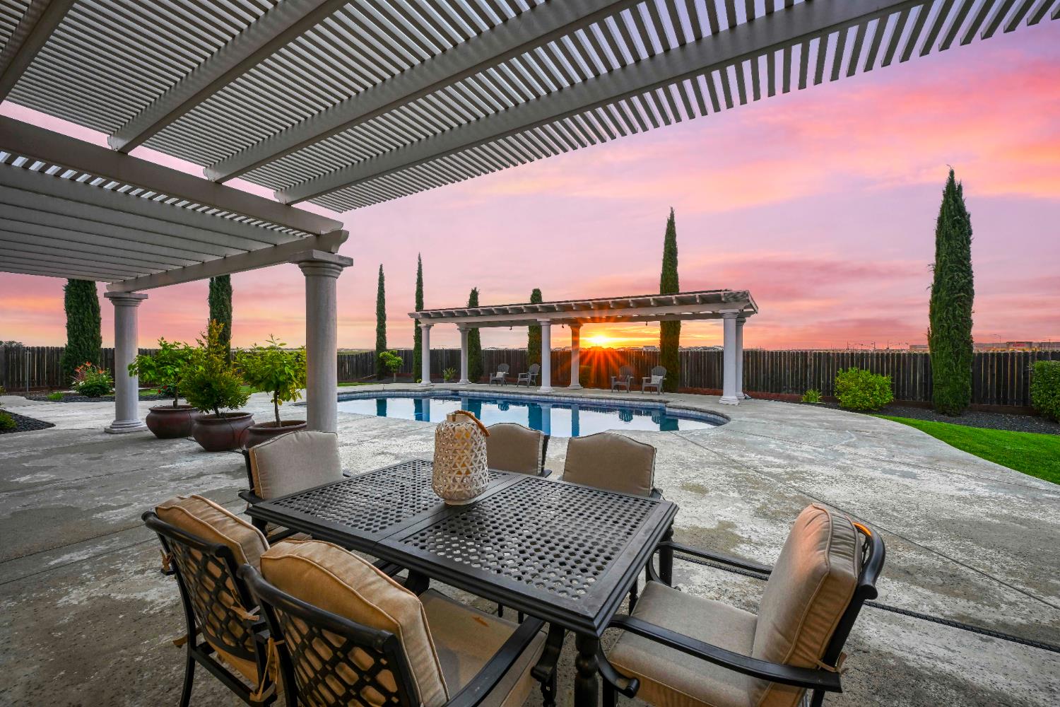 8537 Bridgestone Crescent Road Roseville, CA 95747 - Photo 49 of 64