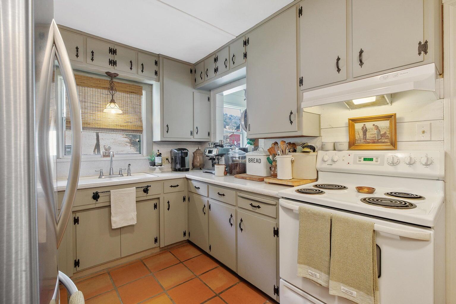 44223 Balch Park Road Springville, CA 93265 - Photo 89 of 110 77