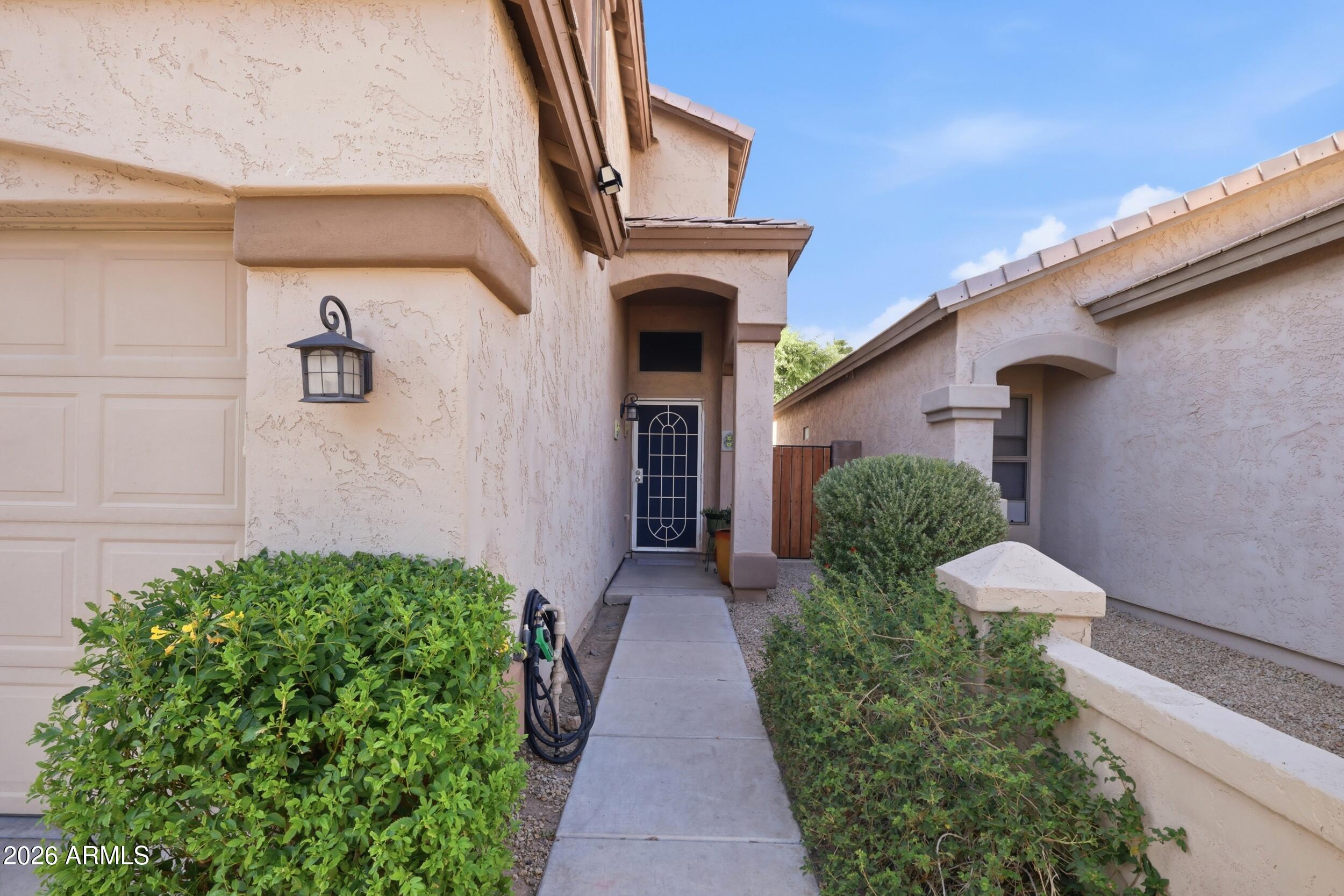10644 West Coronado Road Avondale, AZ 85392 - Photo 4 of 43
