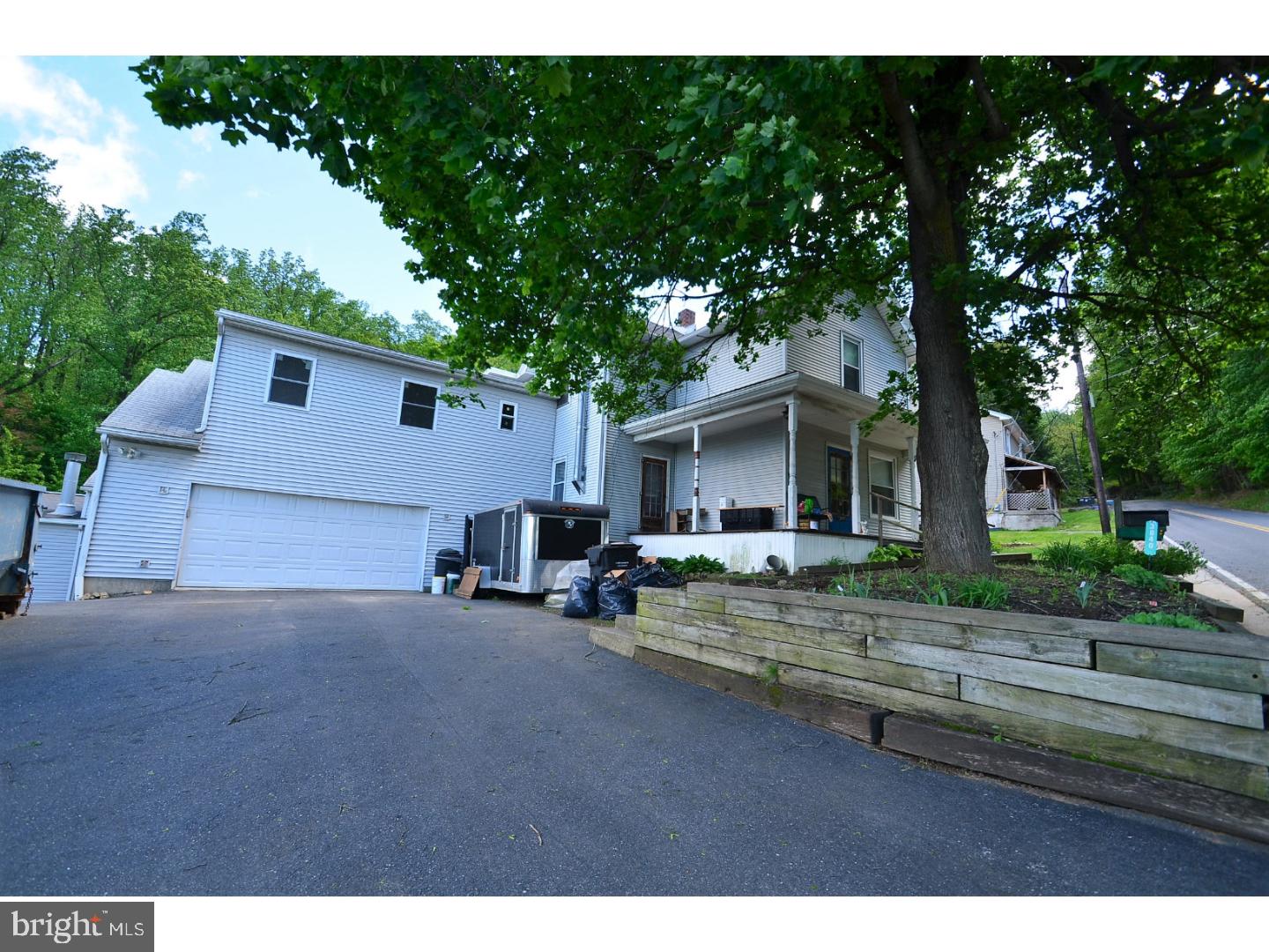 3840 Mockingbird Hill Road Bethlehem, PA 18015 - Photo 2 of 24 Gallery Image 2