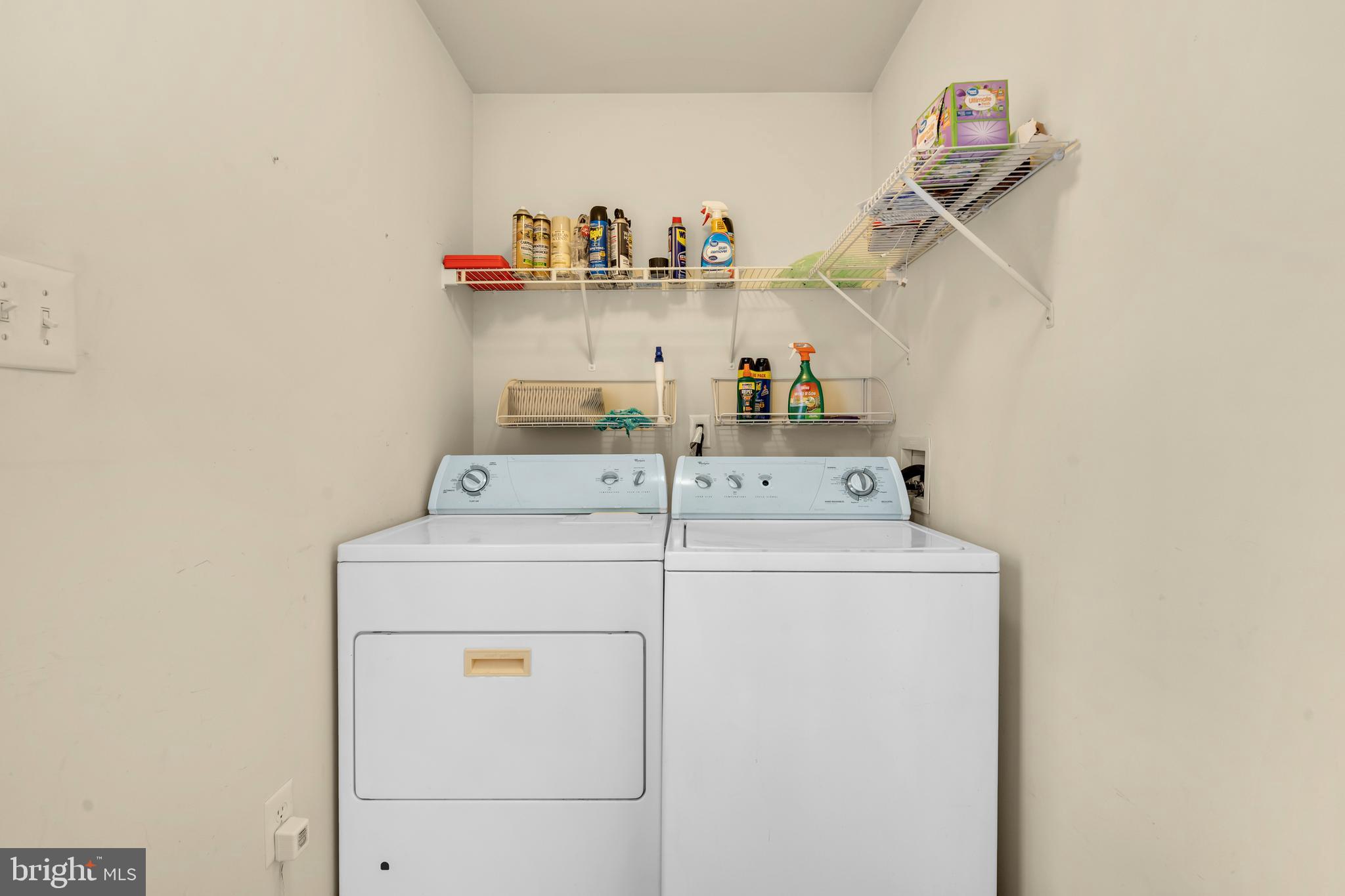 470 Wilson Avenue Lindenwold, NJ 08021 - Photo 21 of 38 a utility room with dryer and washer