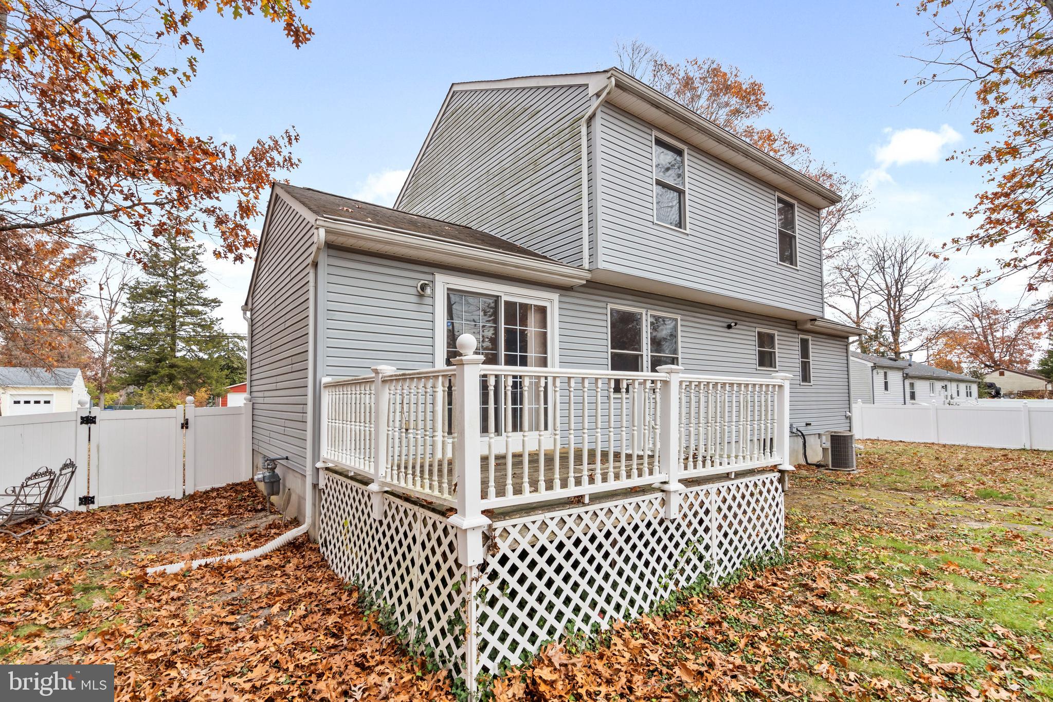 470 Wilson Avenue Lindenwold, NJ 08021 - Photo 30 of 38 a view of a house with a large window