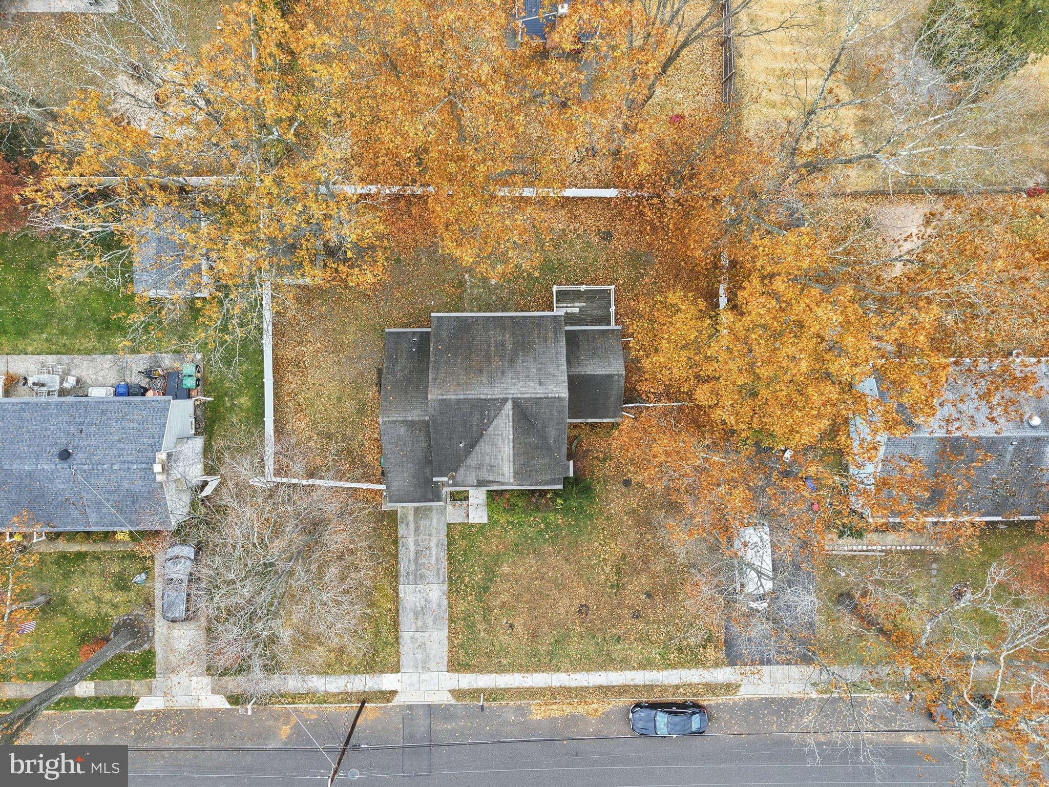 470 Wilson Avenue Lindenwold, NJ 08021 - Photo 34 of 38 an aerial view of residential houses with outdoor space