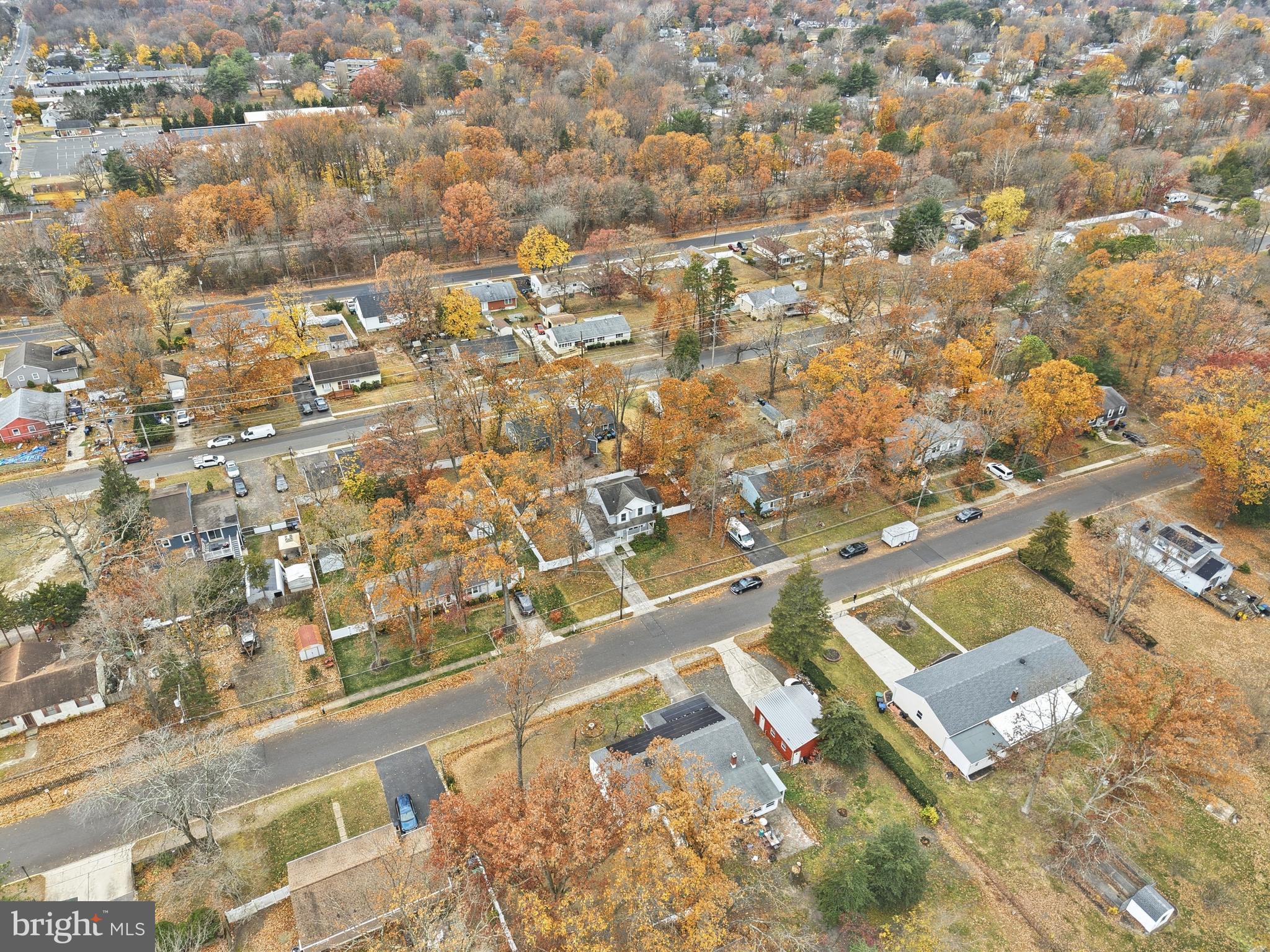 470 Wilson Avenue Lindenwold, NJ 08021 - Photo 35 of 38 an aerial view of residential building with parking space