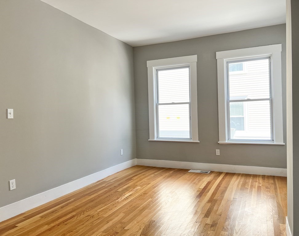 642 Moody Street, Unit 1 Waltham, MA 02453 - Photo 6 of 8