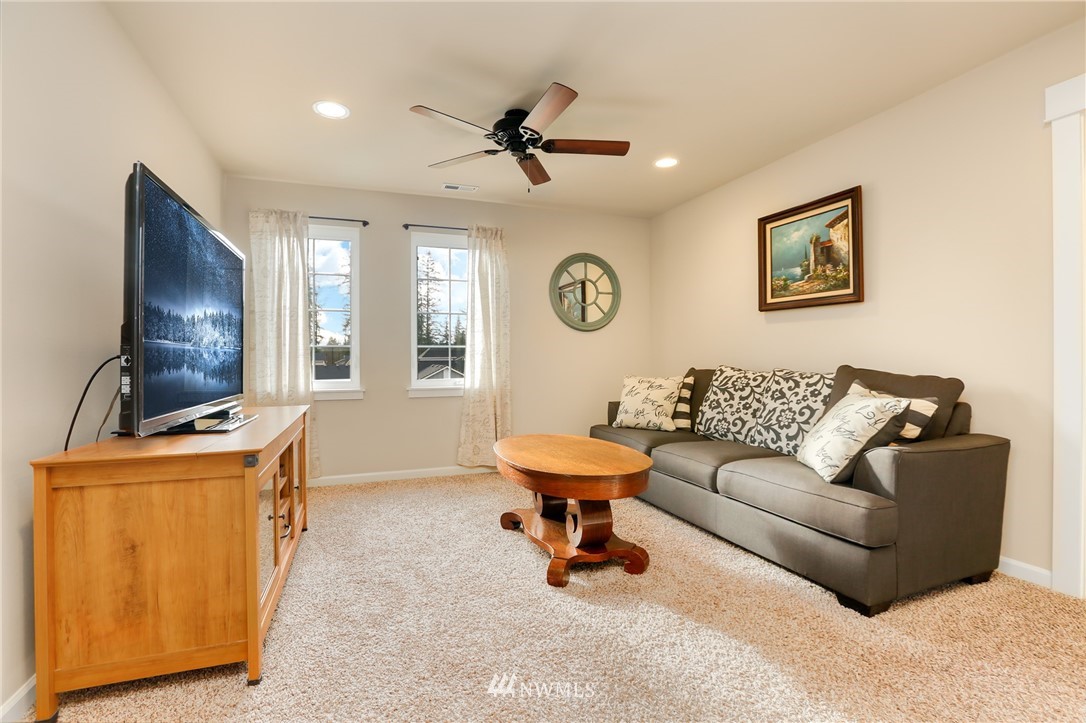 4333 186th Place Southeast Bothell, WA 98012 - Photo 15 of 25 Gallery Image 15