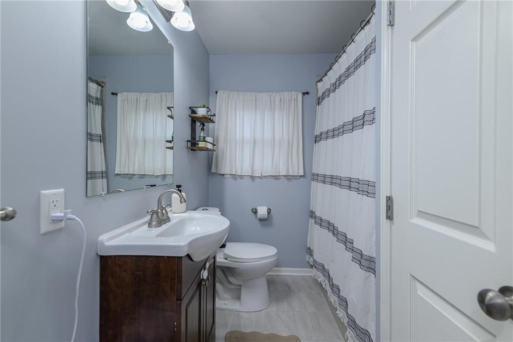 511 North 142nd Street Bonner Springs, KS 66012 - Photo 12 of 19