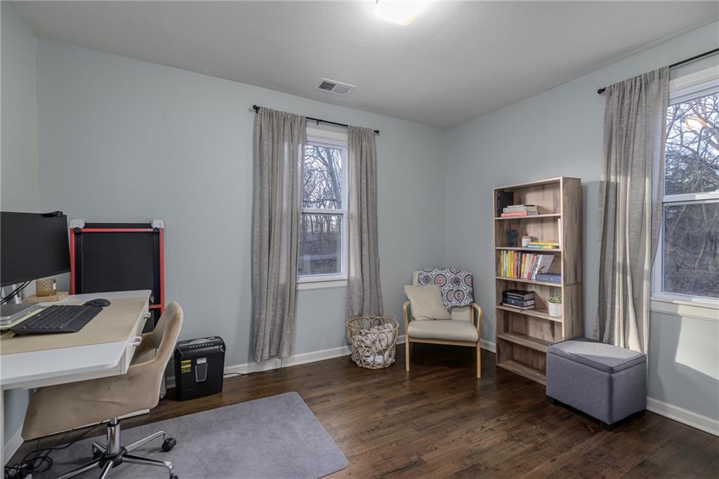 511 North 142nd Street Bonner Springs, KS 66012 - Photo 10 of 19