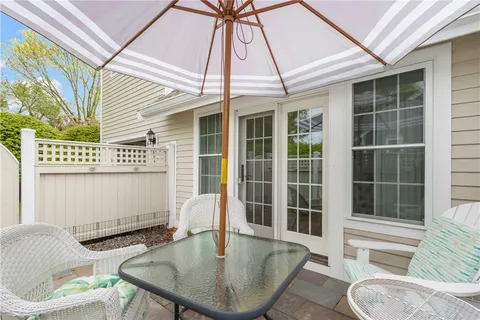 $698,000 | 213 Corey Lane, Unit 213, Middletown, RI 02842