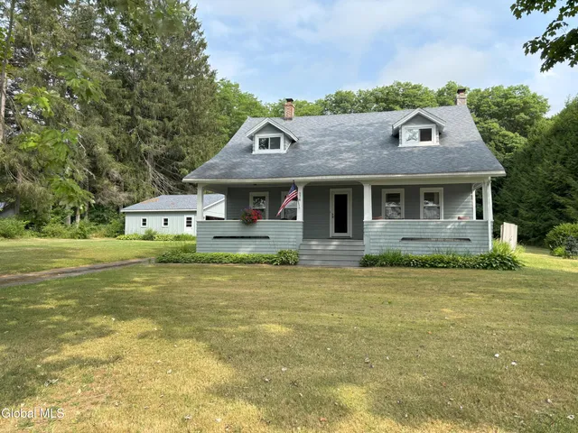 $340,000 | 576 County Highway 102, Gloversville, NY 12078