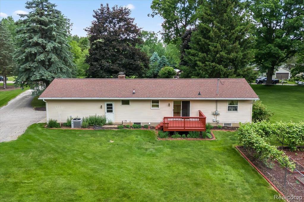 5633 Crandall Road Howell, MI 48855 - Photo 24 of 29
