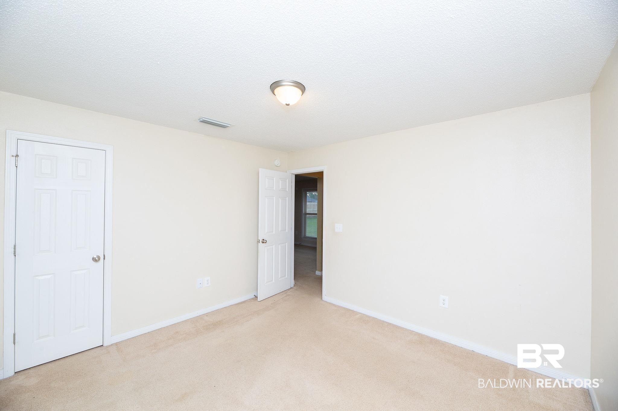 1404 Thames Drive Foley, AL 36535 - Photo 24 of 48