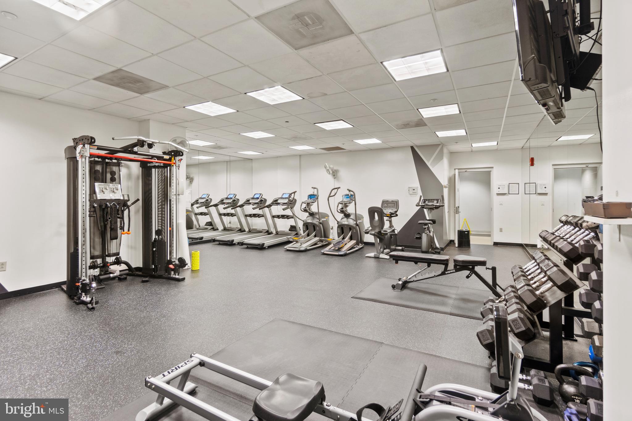 1150 K Street Northwest, Unit 1107 Washington, DC 20005 - Photo 18 of 20 a view of a room with gym equipment