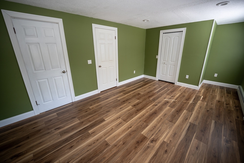 9 Nottingham Road Oxford, MA 01540 - Photo 23 of 37 Gallery Image 23
