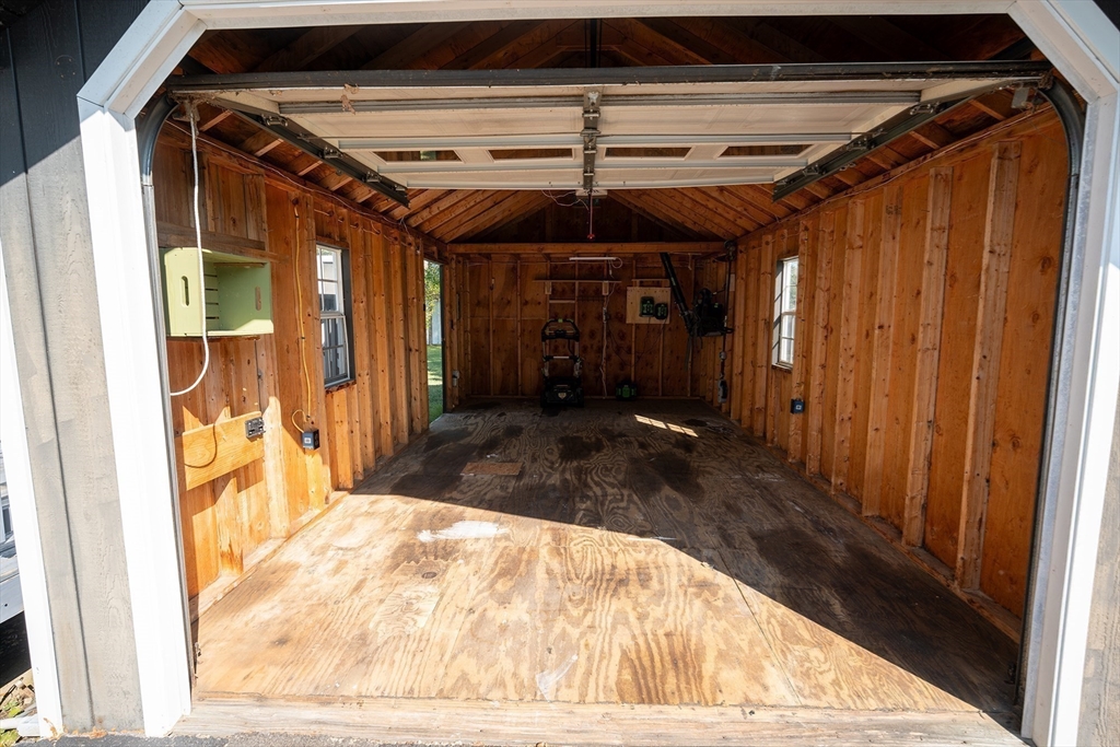 9 Nottingham Road Oxford, MA 01540 - Photo 8 of 37 Gallery Image 8