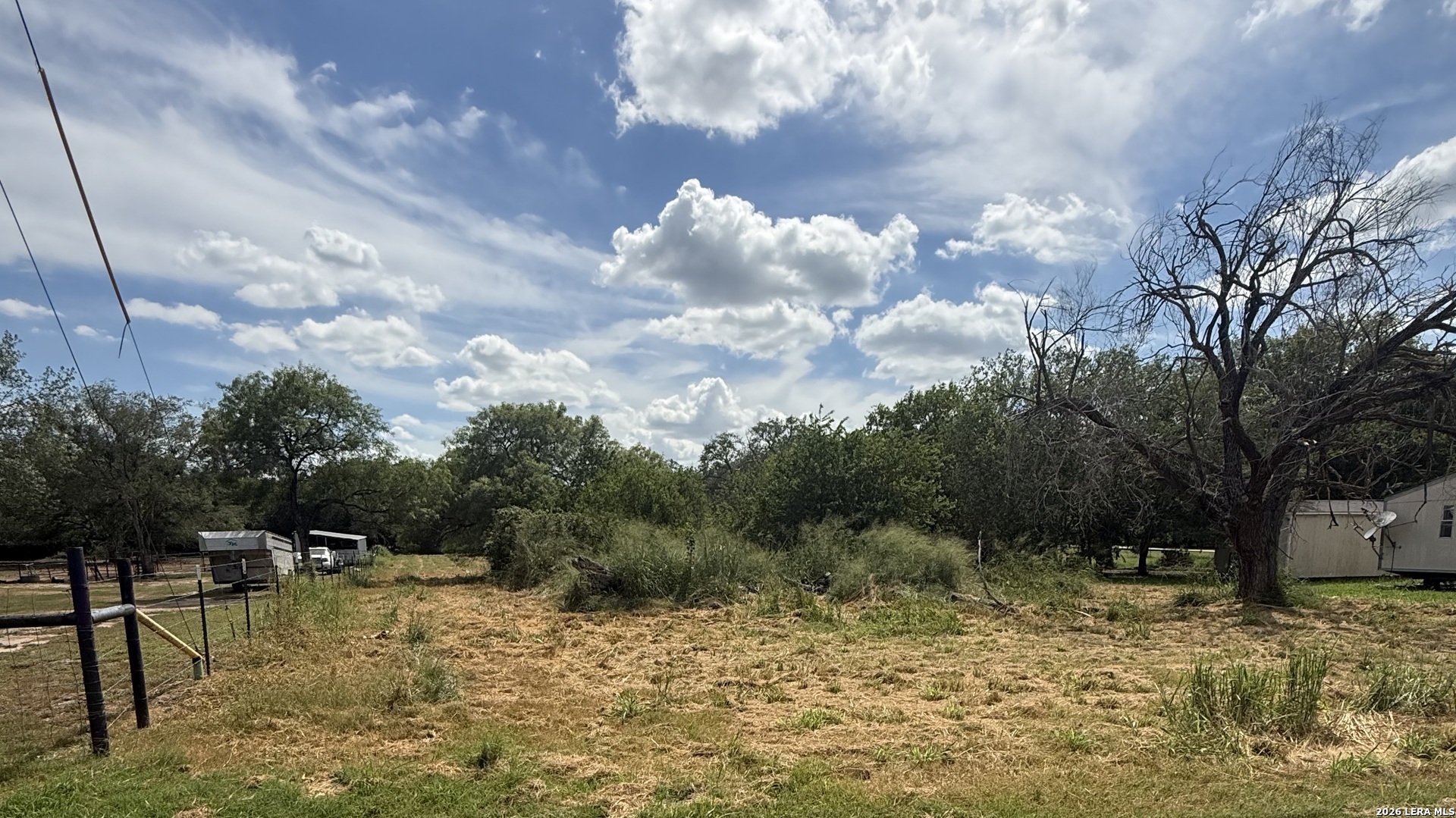 810 Shenandoah Street Poth, TX 78147 - Photo 6 of 9