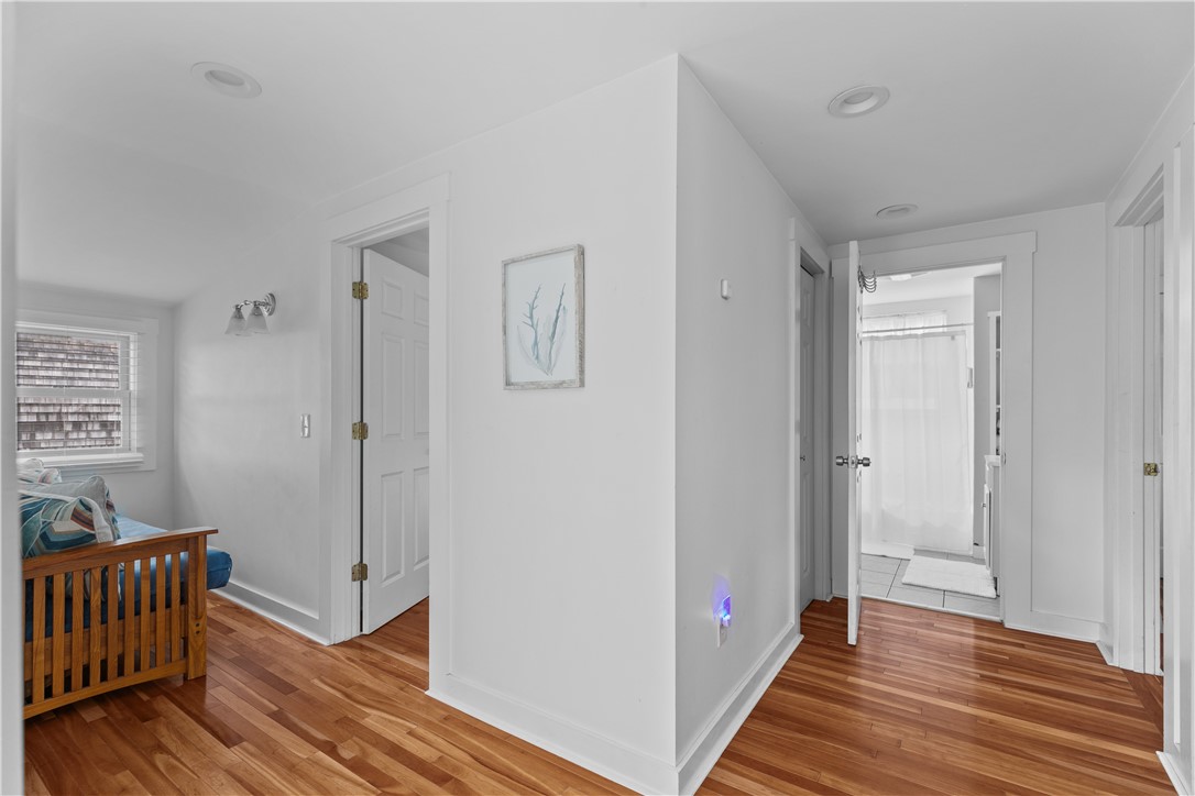 19 Warren Avenue, Unit 19 Middletown, RI 02842 - Photo 12 of 25