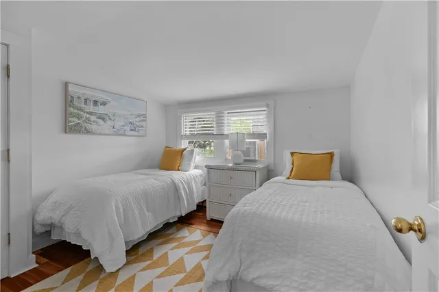 $4,000 | 19 Warren Avenue, Unit 19, Middletown, RI 02842