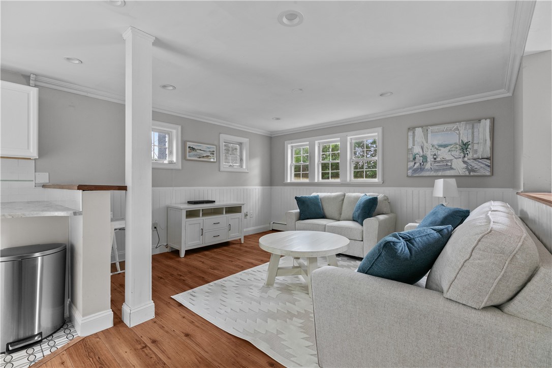 19 Warren Avenue, Unit 19 Middletown, RI 02842 - Photo 3 of 25