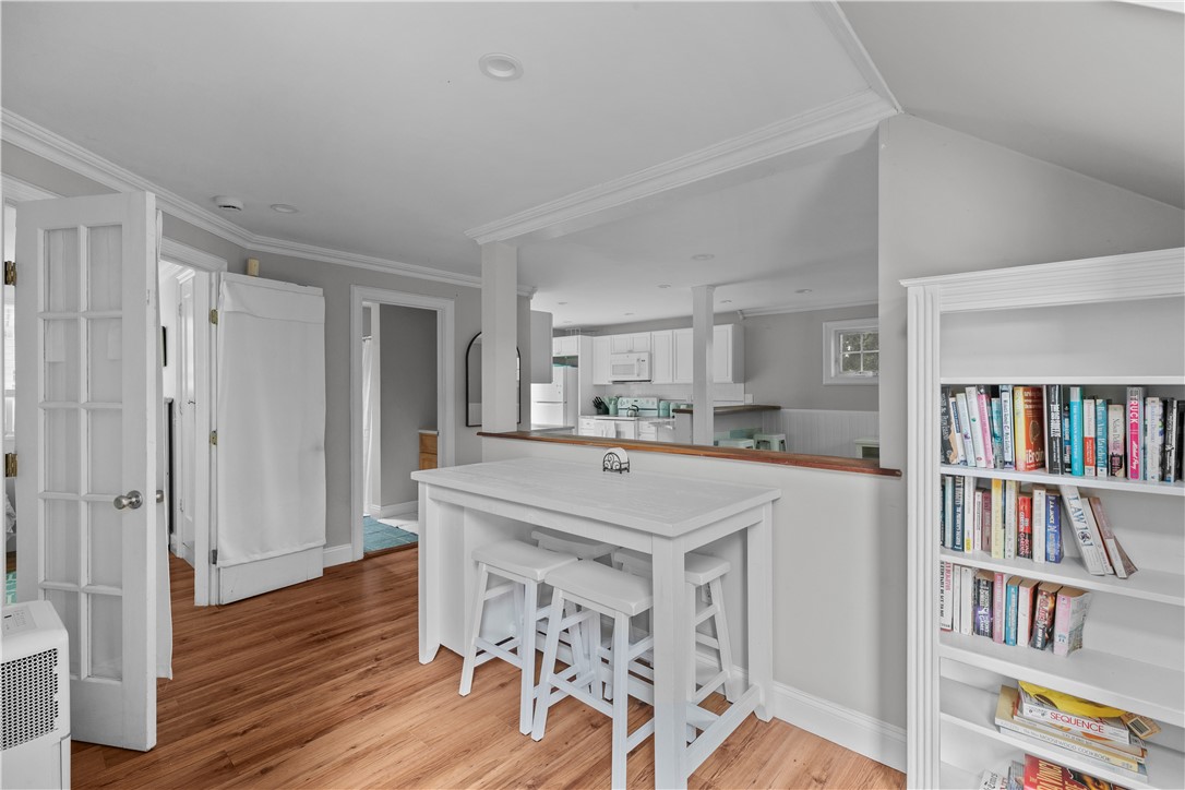 19 Warren Avenue, Unit 19 Middletown, RI 02842 - Photo 4 of 25