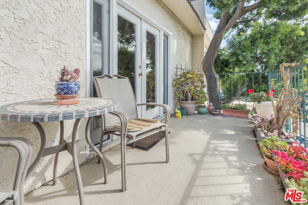 6454 Cavalleri Road Malibu, CA 90265 - Photo 12 of 24