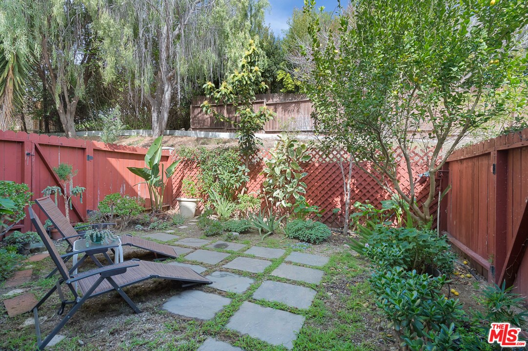 6454 Cavalleri Road Malibu, CA 90265 - Photo 21 of 24