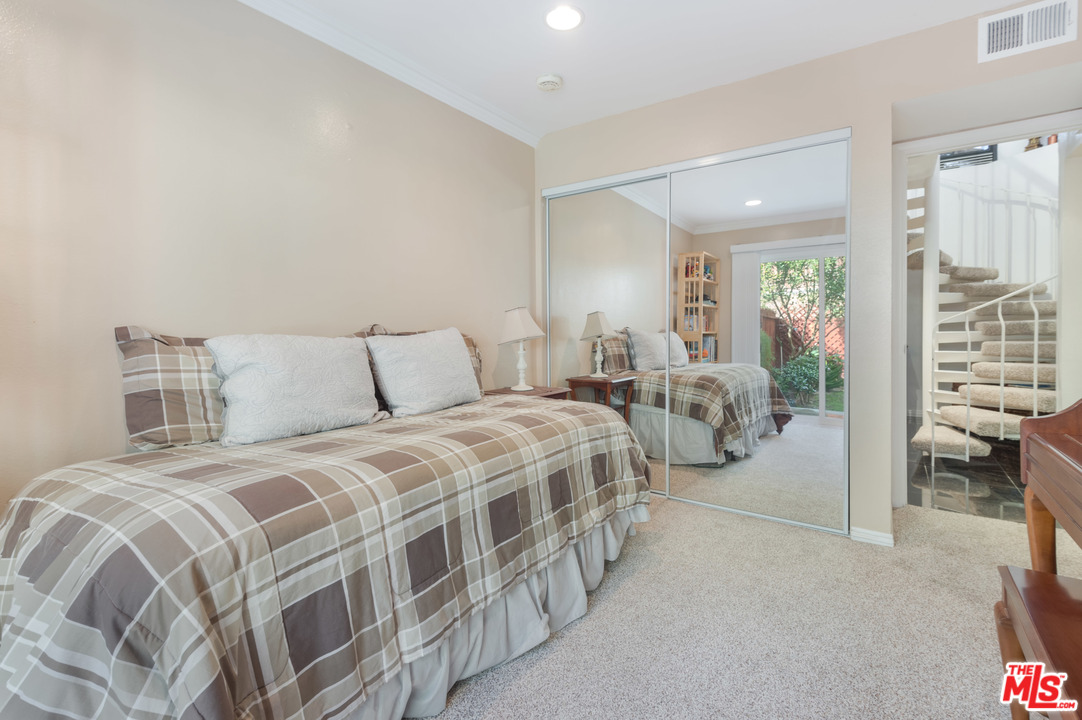 6454 Cavalleri Road Malibu, CA 90265 - Photo 5 of 24