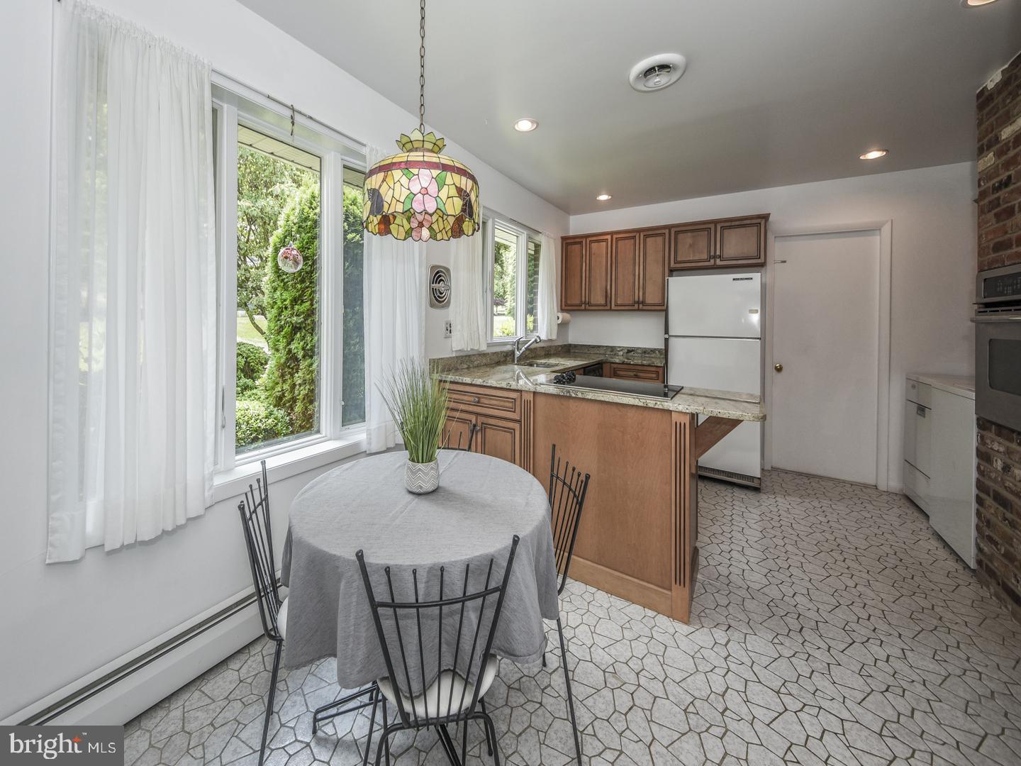 571 Valley View Road Langhorne, PA 19047 - Photo 15 of 37 Gallery Image 15