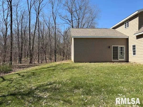 $592,500 | 19003 North Hammer Road, Marshall, IL 62441