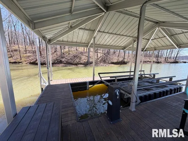 $592,500 | 19003 North Hammer Road, Marshall, IL 62441