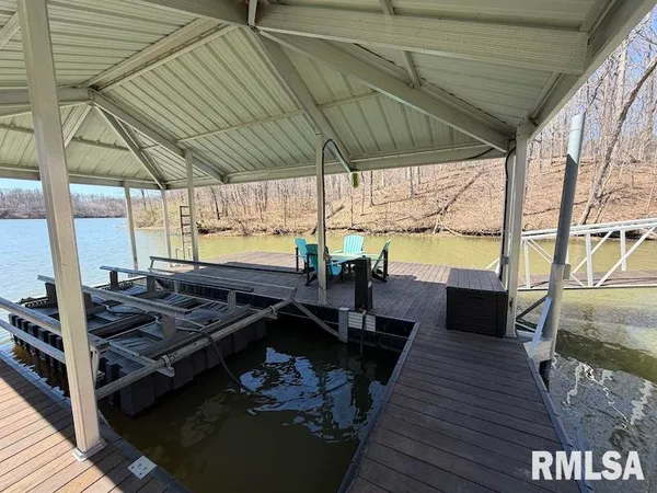 $592,500 | 19003 North Hammer Road, Marshall, IL 62441