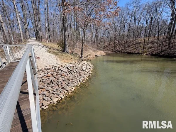 $592,500 | 19003 North Hammer Road, Marshall, IL 62441